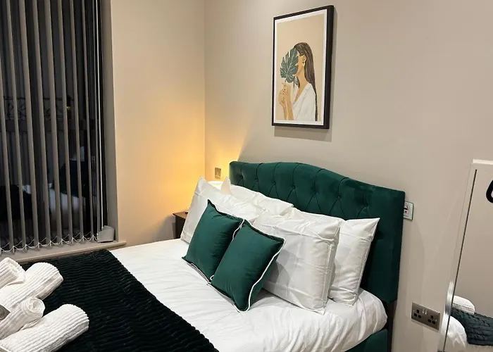 Penthouse 2 Bed Apartment *