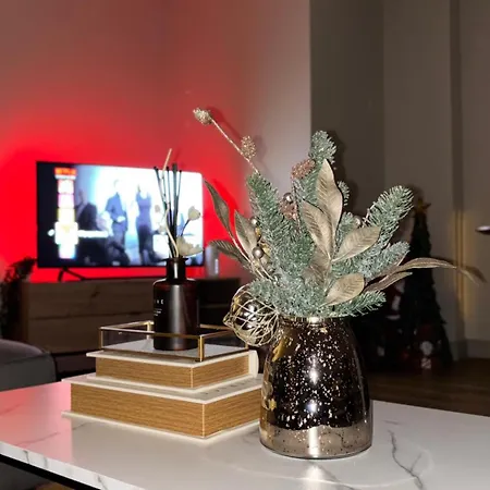 Penthouse 2 Bed *