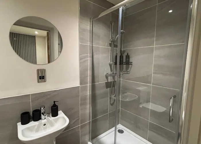 Penthouse 2 Bed דירה *