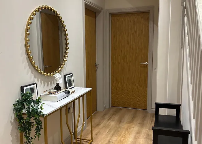 דירה Penthouse 2 Bed